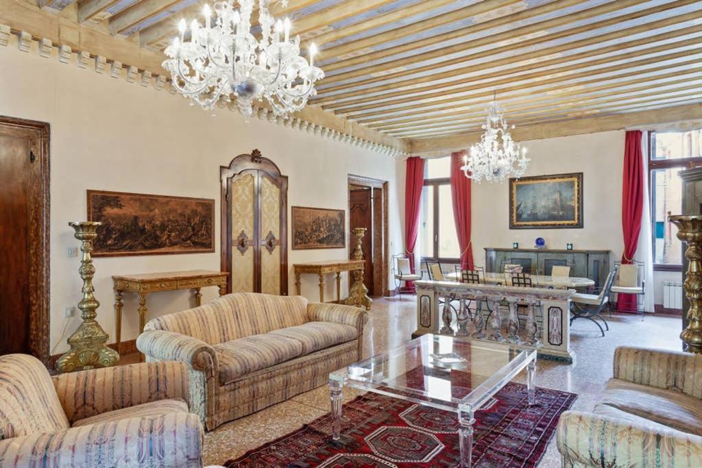 Doge Palace Luxury Apartment - Cannaregio Venesia Bagian luar foto