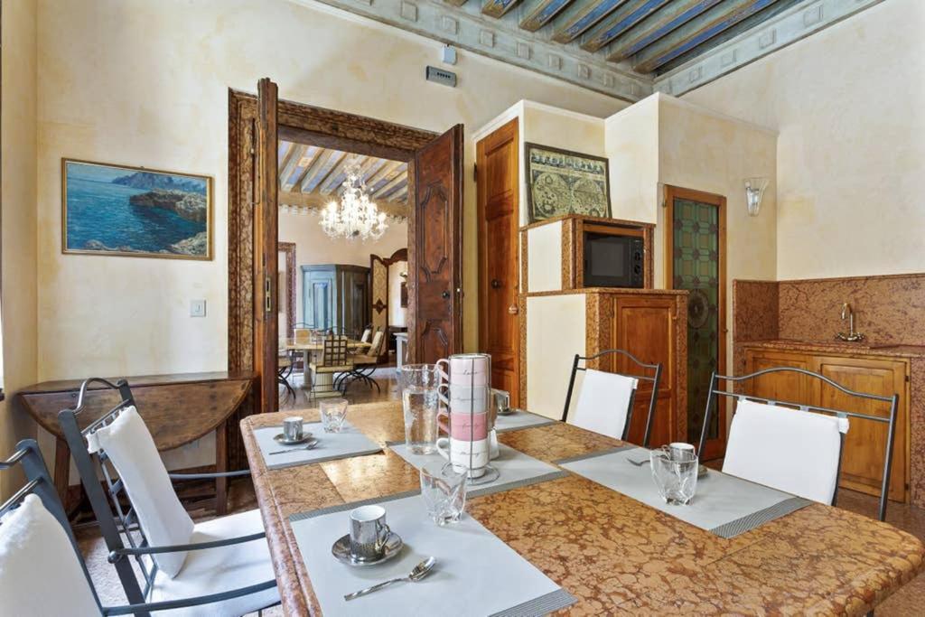 Doge Palace Luxury Apartment - Cannaregio Venesia Bagian luar foto