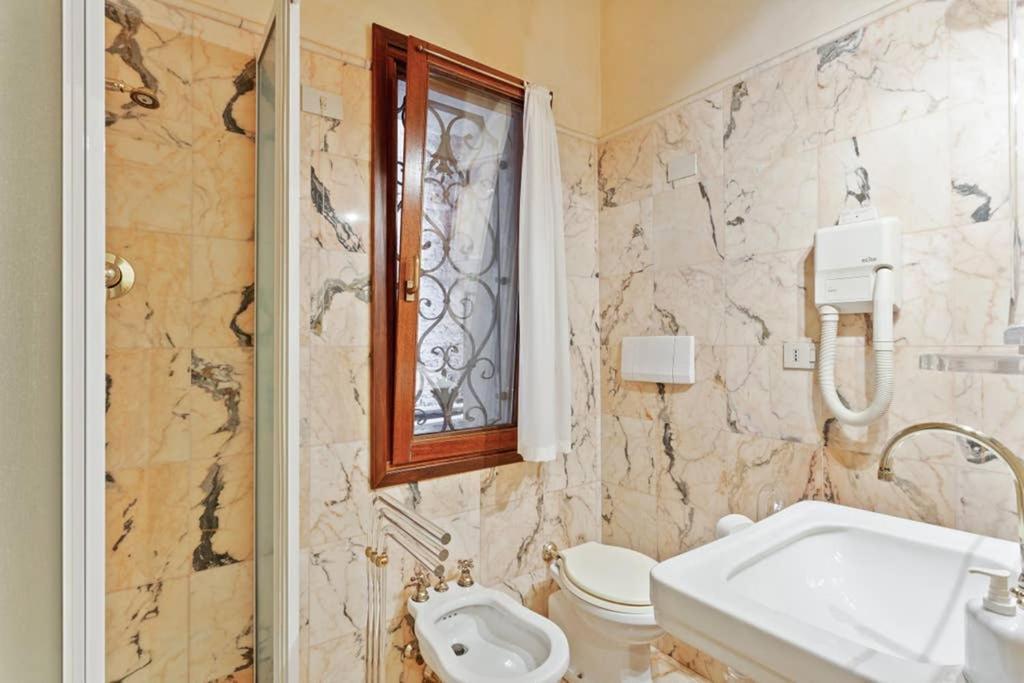 Doge Palace Luxury Apartment - Cannaregio Venesia Bagian luar foto