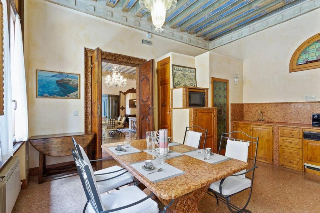 Doge Palace Luxury Apartment - Cannaregio Venesia Bagian luar foto